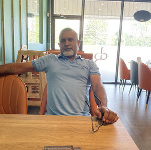 Meet your Posher, Jaganaden